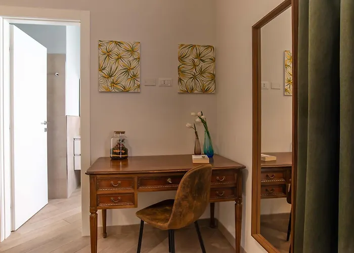 Ary's Vatican Apartment *